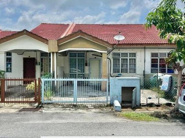 House for sale in Tanjong Sepat, Selangor