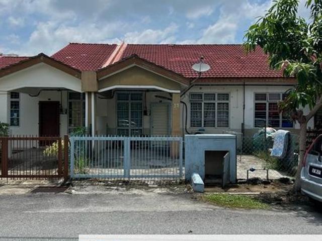 House for sale in Tanjong Sepat, Selangor