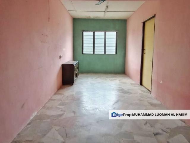 Flat for sale in Kajang, Langat