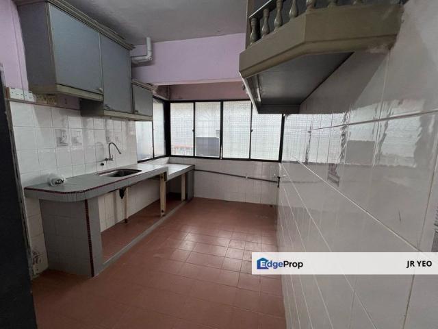 Flat for rent in Selayang, Selangor