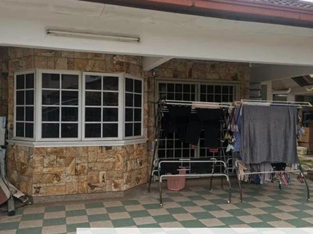 House for sale in Taman Perindustrian Putra Permai, Majlis Bandaraya Subang Jaya