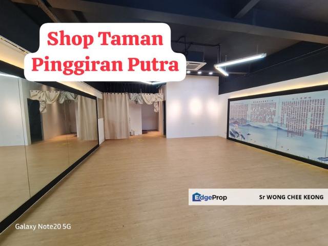Shop for sale in Petaling, Subang Jaya