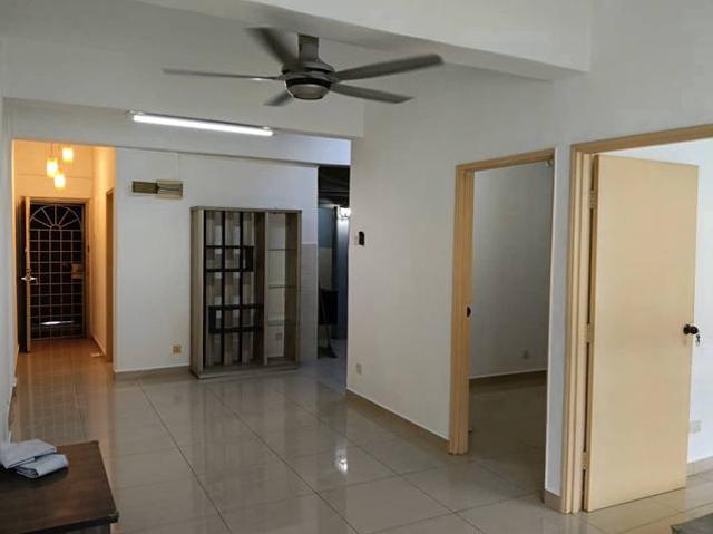 Apartment for sale in Petaling, Subang Jaya