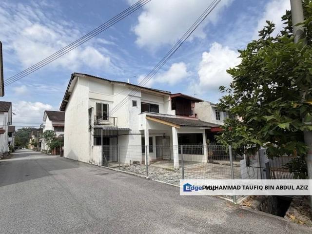 House for sale in Sendayan Village, Negeri Sembilan