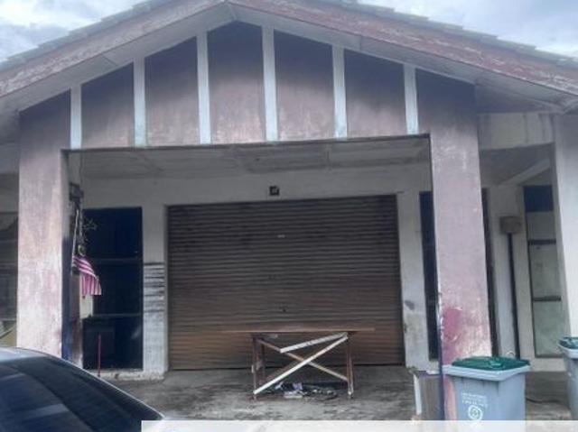 Shop for sale in Sendayan Village, Negeri Sembilan