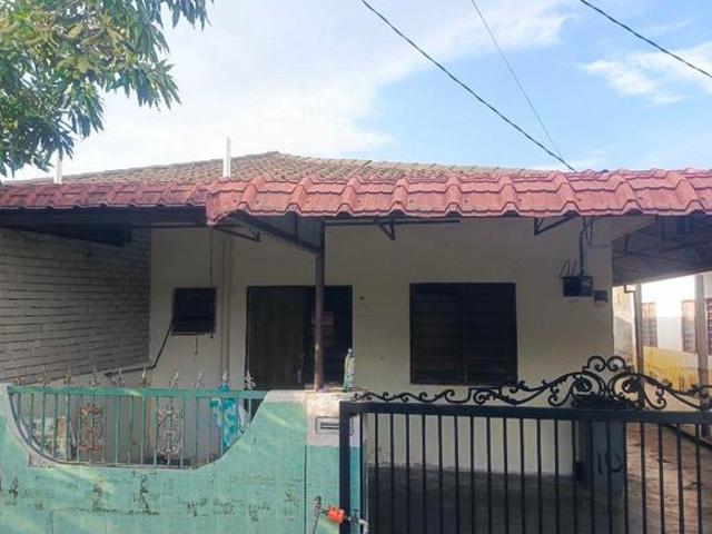House for sale in Sendayan Village, Negeri Sembilan