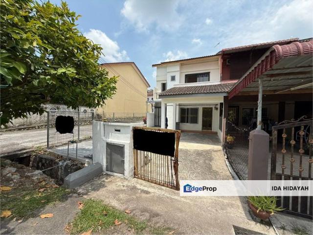 House for sale in Sendayan Village, Negeri Sembilan