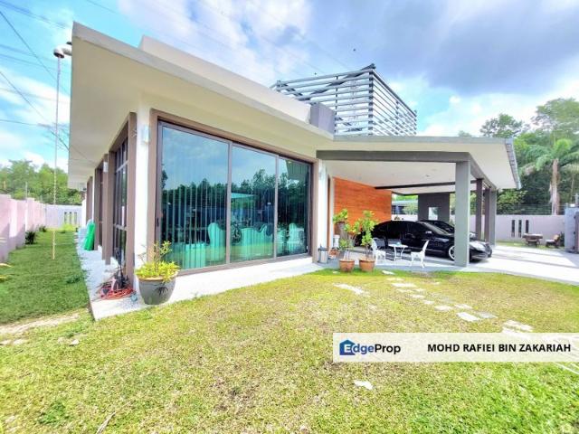 House for sale in Sendayan Village, Negeri Sembilan