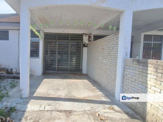 House for sale in Batu Pahat, Johor