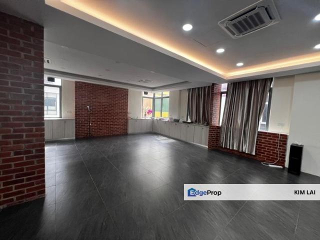 Shop for rent in Petaling, Subang Jaya