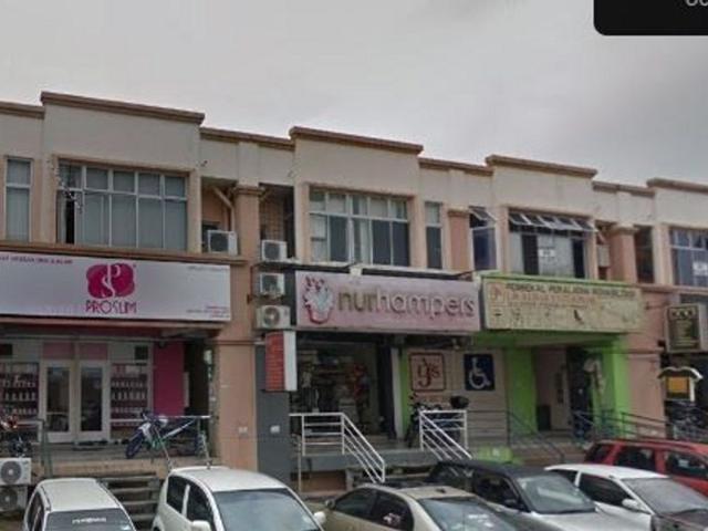 Shop for rent in Kajang, Langat