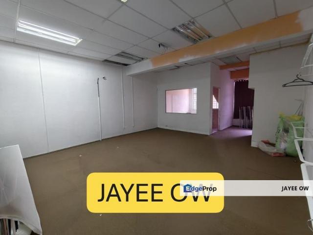 Shop for rent in Kajang, Langat