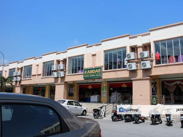 Shop for rent in Kajang, Langat