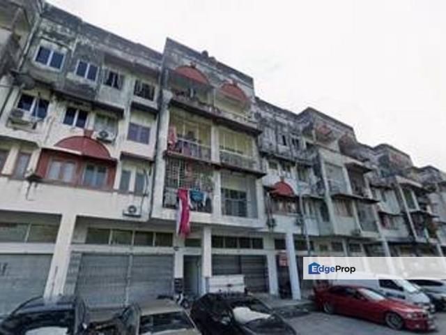 Flat for sale in Puchong, Majlis Bandaraya Subang Jaya
