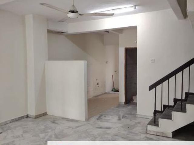 House for sale in Petaling, Subang Jaya