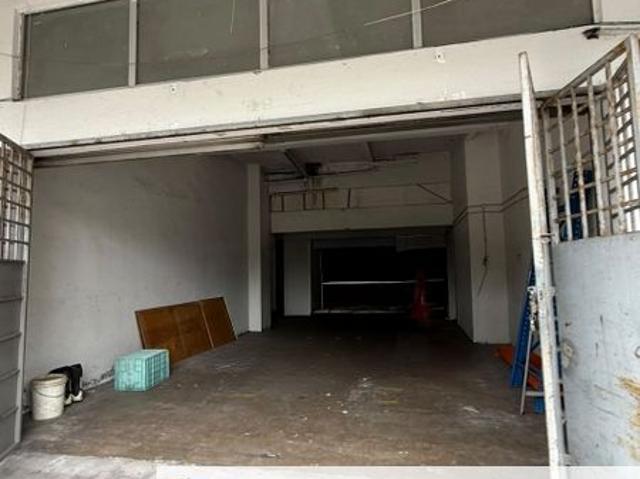 Shop for rent in Taman Puchong Intan, Majlis Bandaraya Subang Jaya