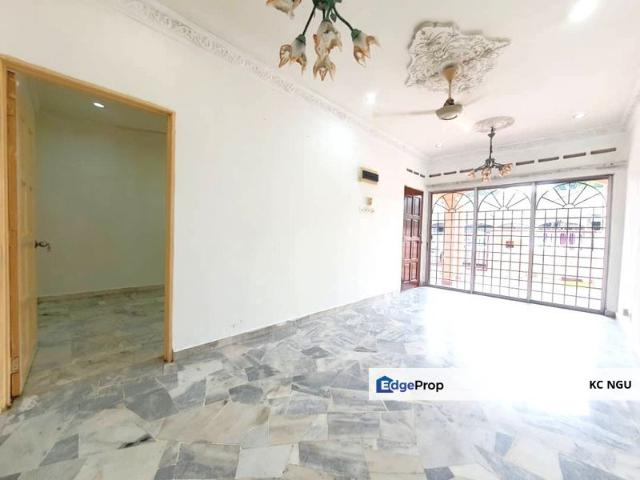 House for sale in Petaling, Subang Jaya