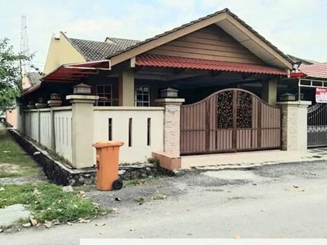 House for sale in Petaling, Subang Jaya
