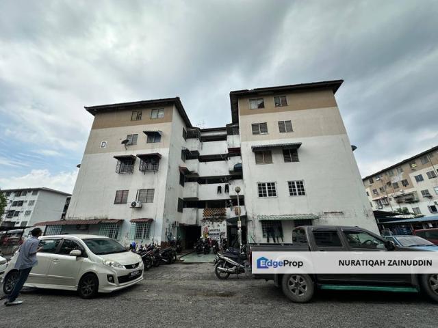 Flat for sale in Petaling, Subang Jaya