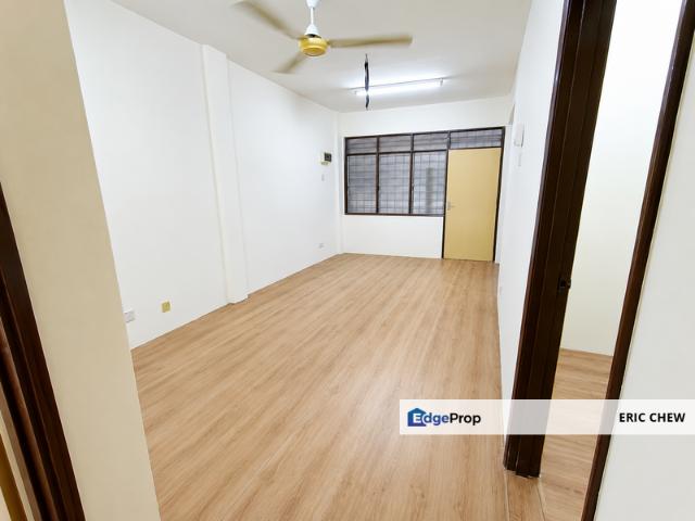 Flat for sale in Petaling, Subang Jaya