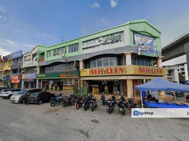 Shop for sale in Kampung Sri Langkas Tambahan, Majlis Bandaraya Subang Jaya