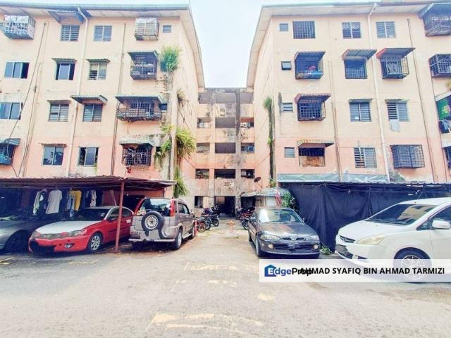 Flat for sale in Petaling, Subang Jaya