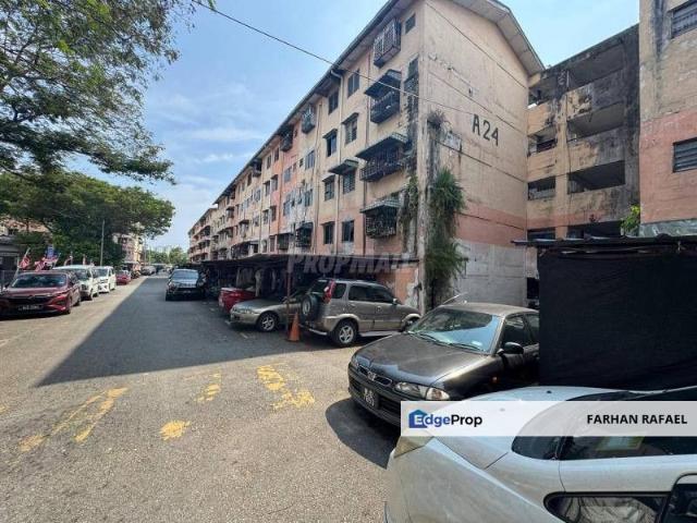 Flat for sale in Petaling, Subang Jaya