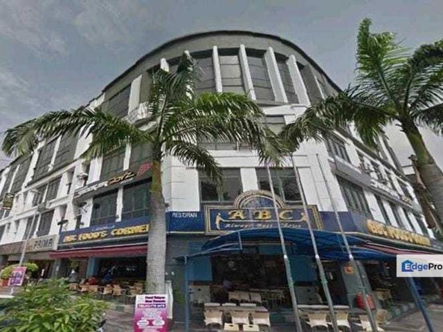 Shop for sale in Petaling, Subang Jaya