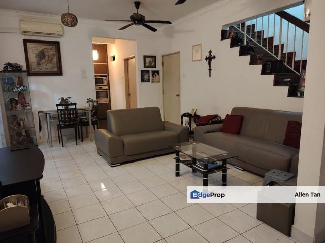 House for sale in Petaling, Subang Jaya