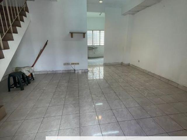 House for sale in Kawasan Perniagaan PU7, Majlis Bandaraya Subang Jaya