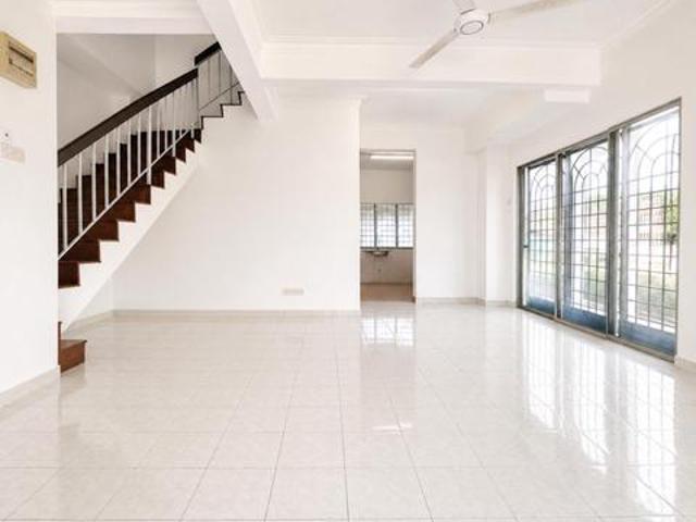 Terraced House for sale in Petaling, Subang Jaya