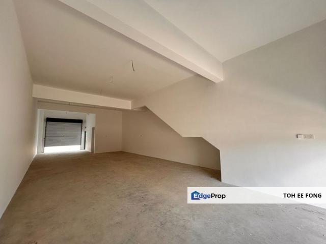 Shop for sale in Bukit Ledang, Johor