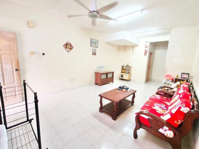 Terraced House for sale in Ulu Tiram, Johor