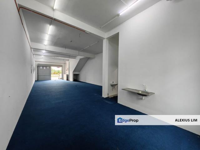 Shop for rent in Bukit Ledang, Johor