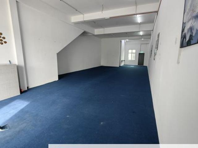 Shop for rent in Bukit Ledang, Johor