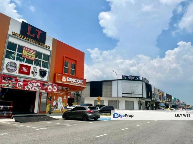 Shop for rent in Bukit Ledang, Johor