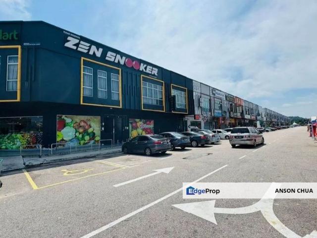 Shop for rent in Bukit Ledang, Johor
