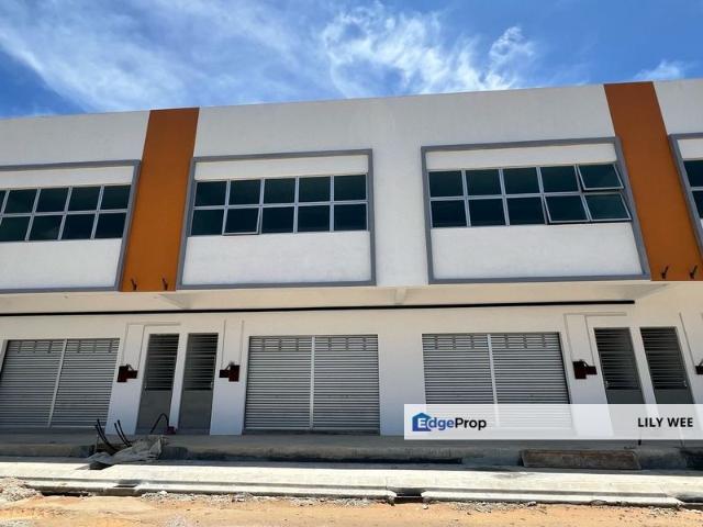 Shop for rent in Bukit Ledang, Johor