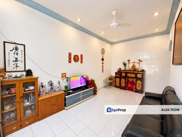 House for sale in Taman Pulai Utama, Iskandar Puteri