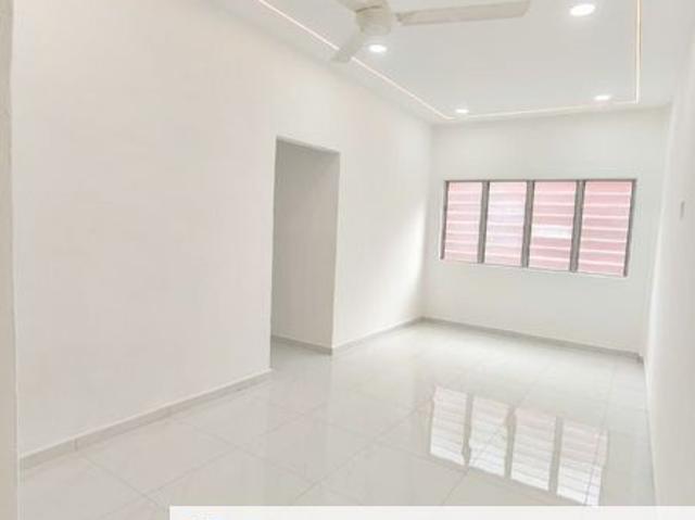 Flat for sale in Bukit Ledang, Johor