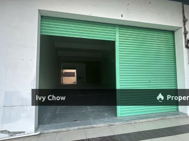 Shop for rent in Bukit Ledang, Johor