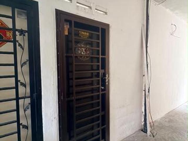 Flat for sale in Bukit Ledang, Johor