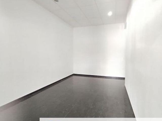 House for sale in Malaka