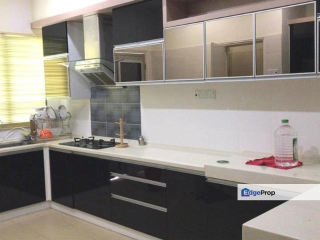 House for sale in Malaka