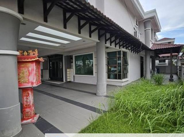 House for sale in Malaka