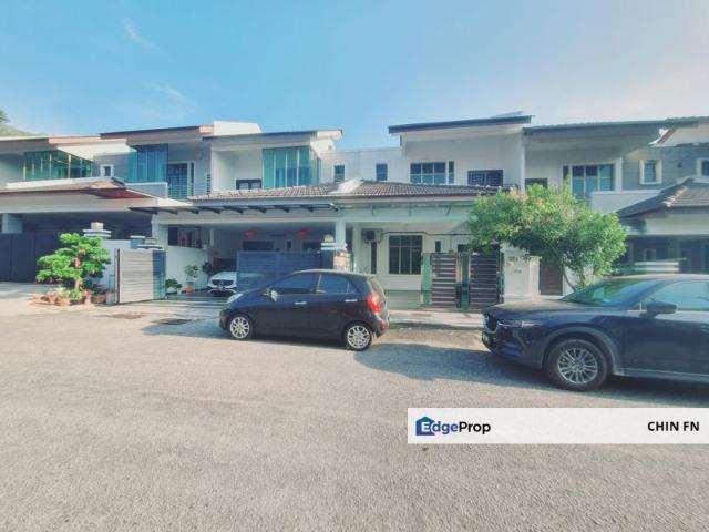 House for sale in Malaka