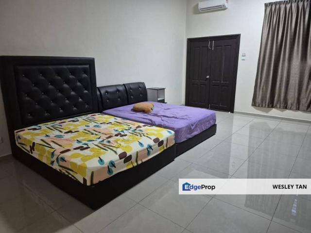 House for rent in Malaka