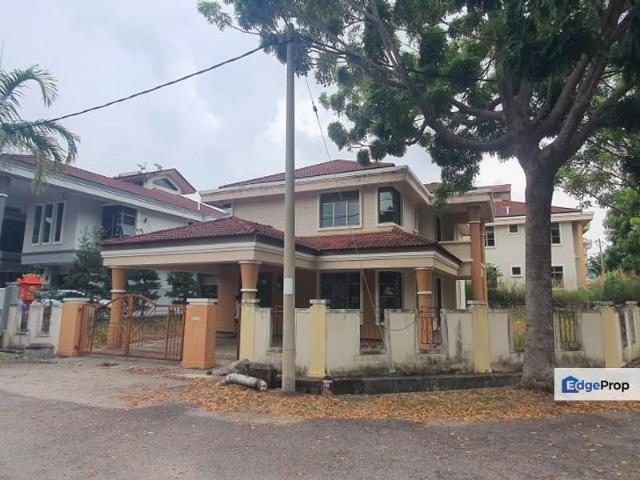 House for sale in Malaka
