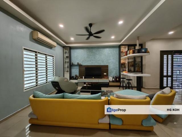 House for sale in Malaka