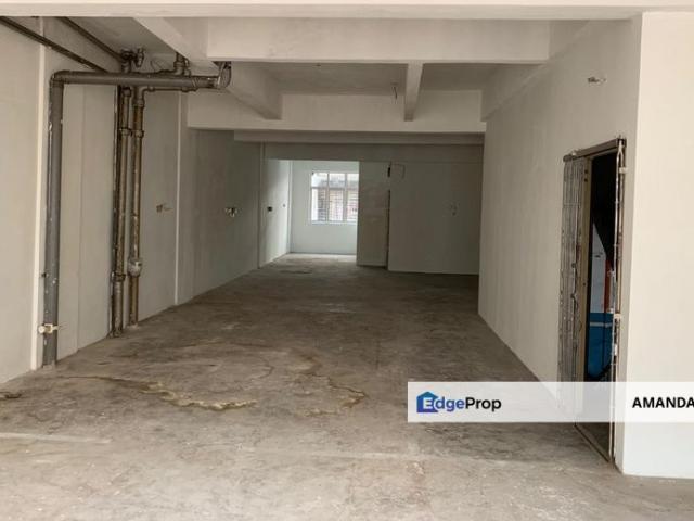 Shop for rent in Petaling, Subang Jaya